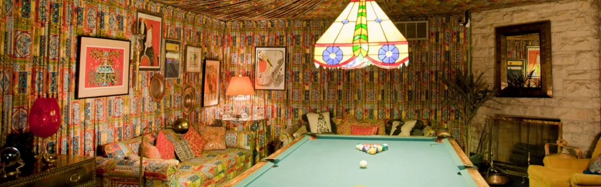 Unforgettable Stays Near Graceland: Where Elvis Fans Should Rest Their Heads
