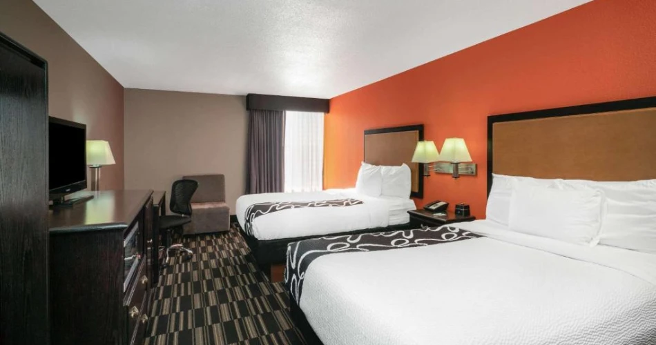 Top Hotels Close to Graceland in Memphis, Tennessee: Comfort and Convenience for Your Trip