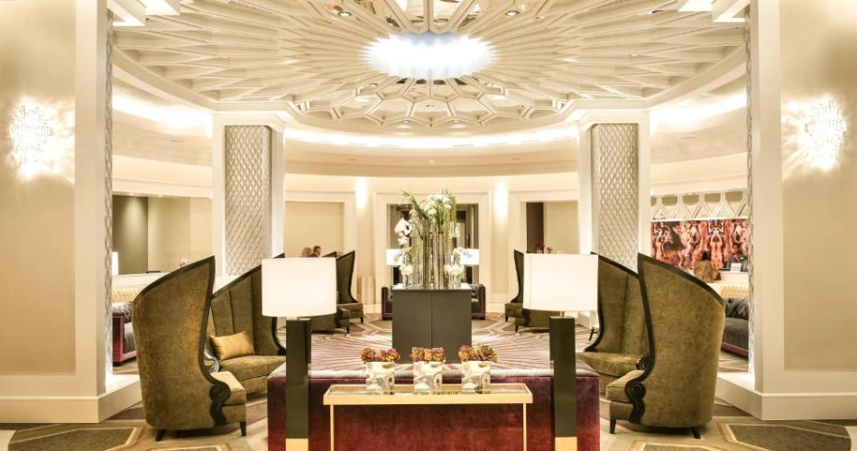 Stay Close to the King: Top Lodging Options Near Graceland