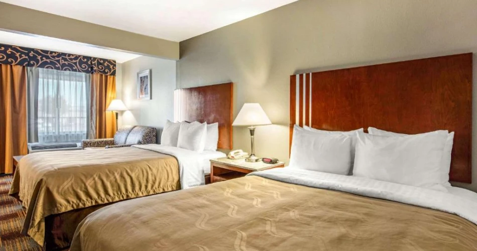 From Budget to Luxury: Top Hotels Near Graceland in Memphis
